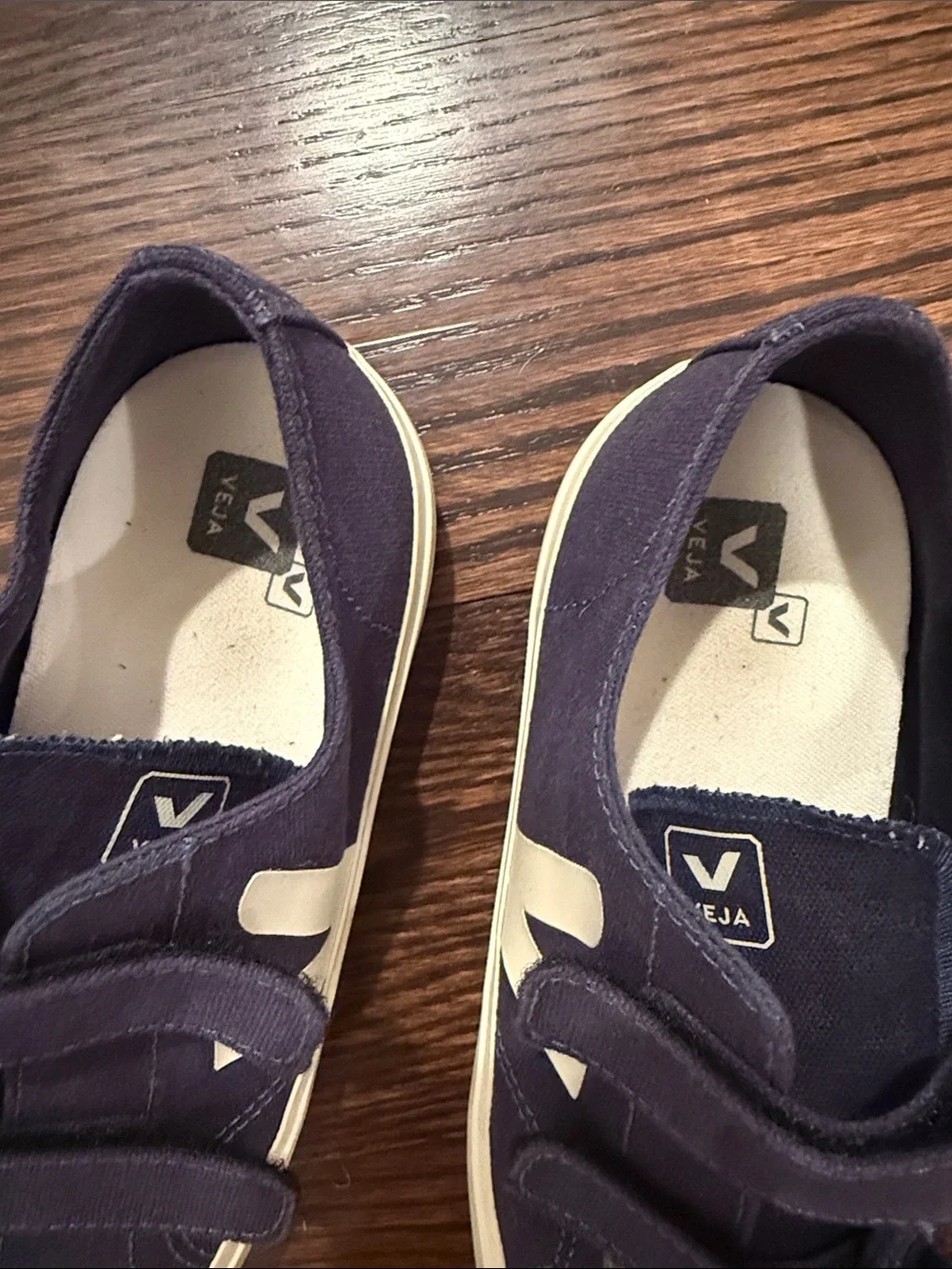 Veja Kids Velcro Sneakers in Navy and White